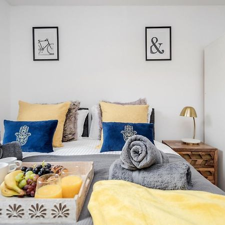 Stunning 2-Bed Apt - Free Parking - Camden - Central - Zoo - Shop - Events London Ngoại thất bức ảnh