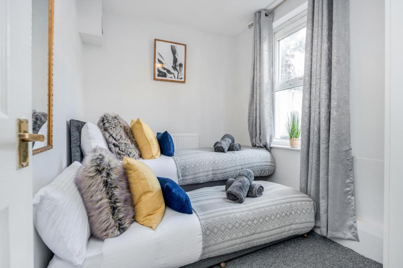 Stunning 2-Bed Apt - Free Parking - Camden - Central - Zoo - Shop - Events London Ngoại thất bức ảnh